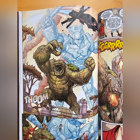 Book/Graphic Novel: Wolverine and the X-Men Omnibus - Picture 8 of 11